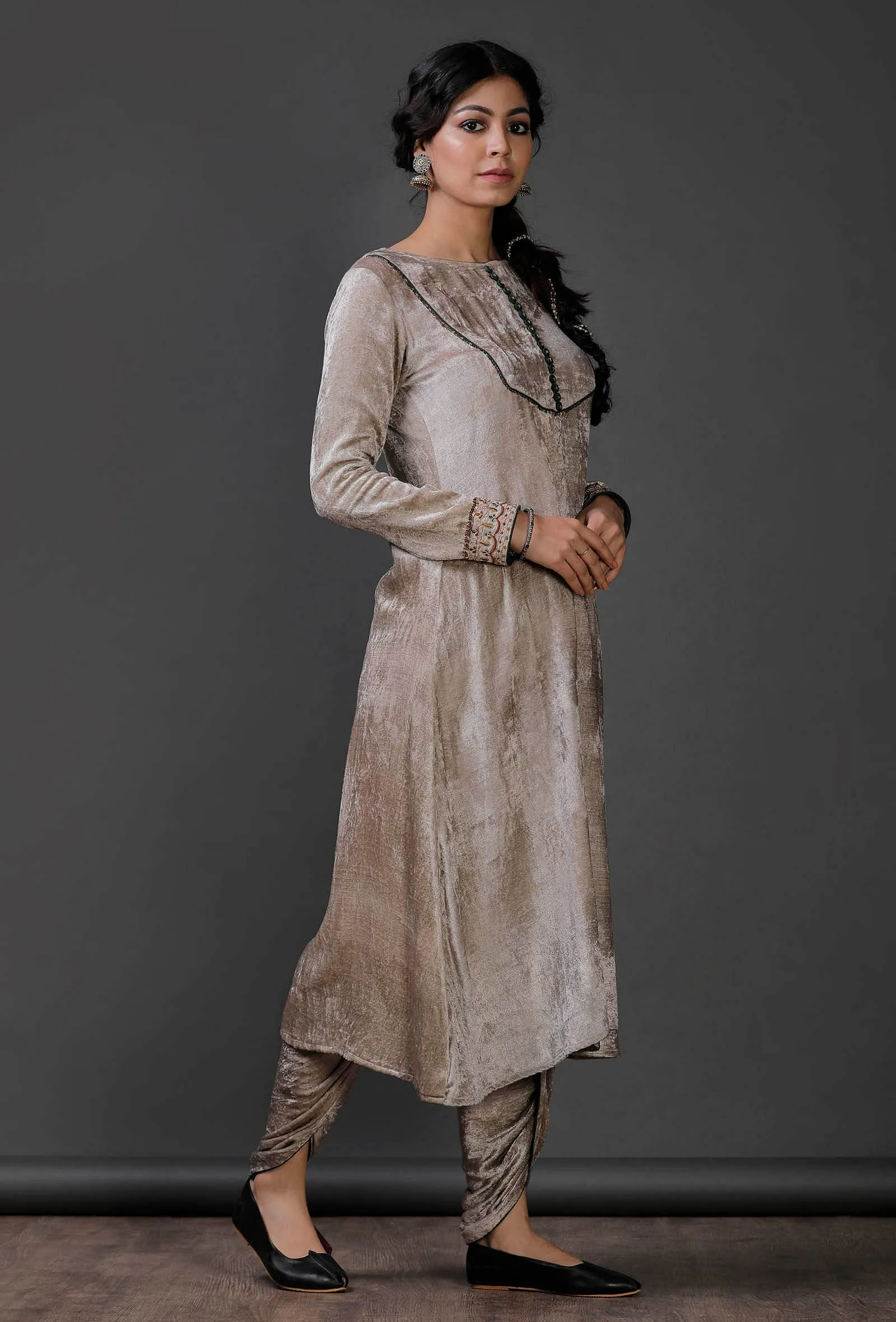 Grey Velvet front yoke lace embroidered kurta